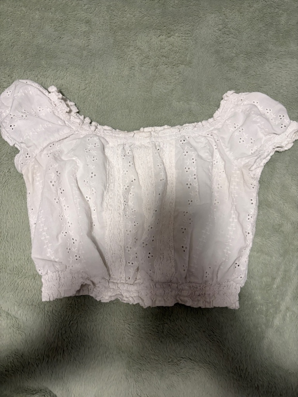 Aeropostale White Eyelet Off-Shoulder Crop Top